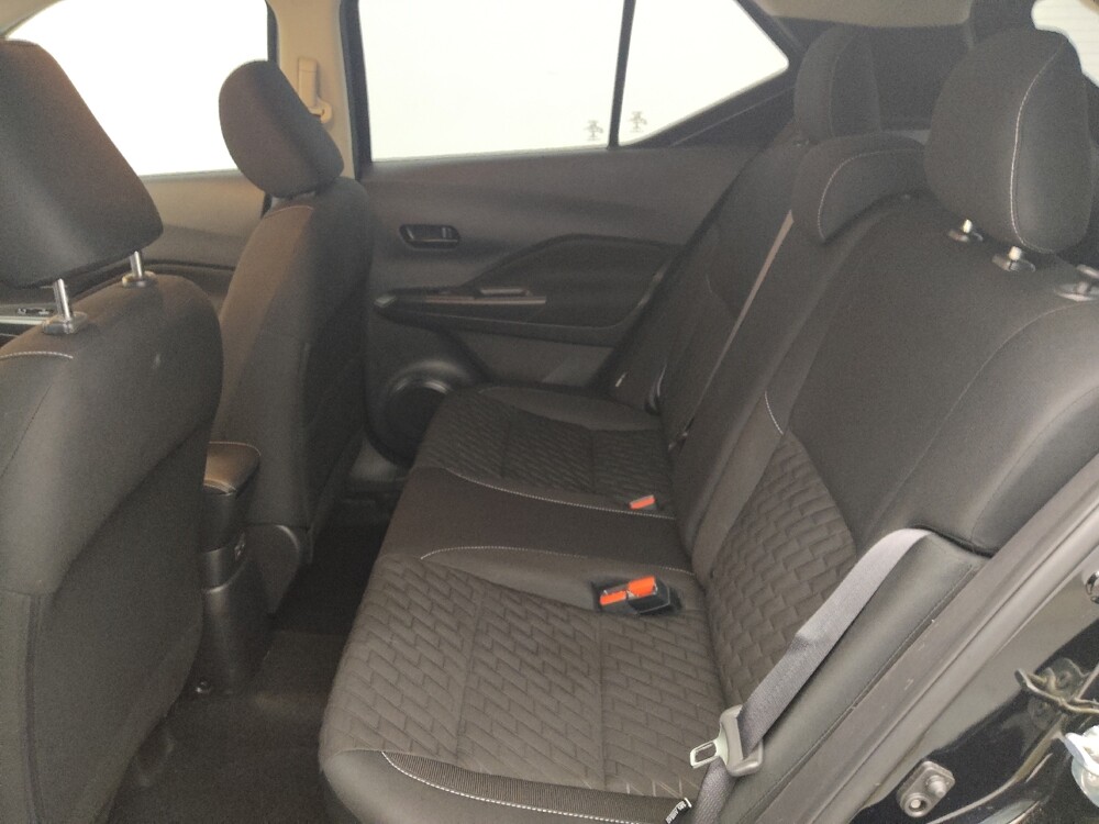 2021 Nissan Kicks in Tampa, FL 33619 - 18113649 18