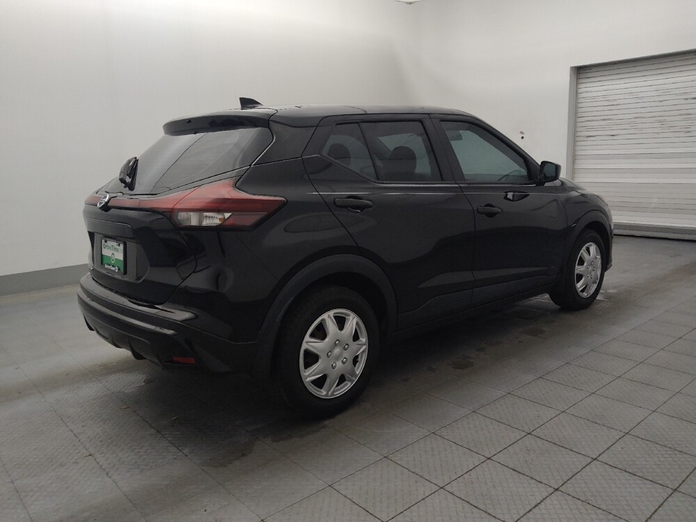 2021 Nissan Kicks in Tampa, FL 33619 - 18113649 10