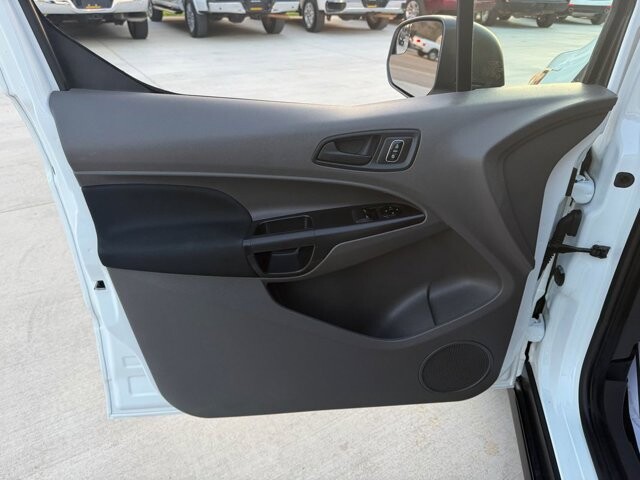 2022 Ford Transit Connect in Knoxville, TN 37920 - 18113652 7