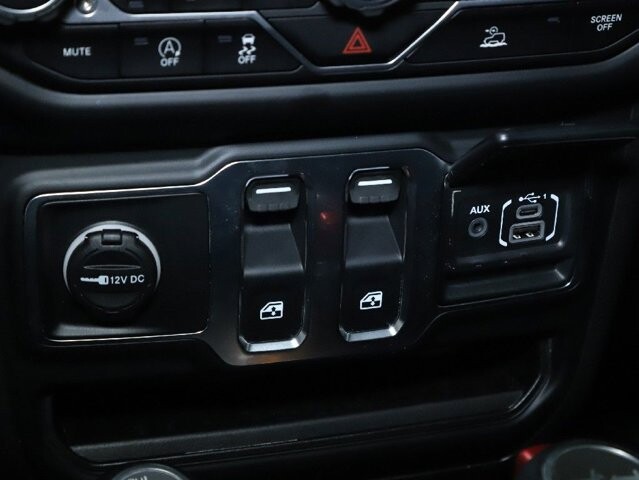 2023 Jeep Wrangler in Bedford, OH 44146 - 18113656 24