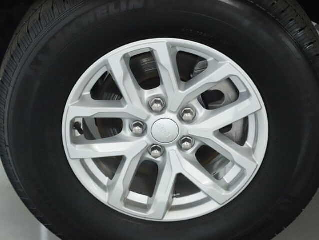 2023 Jeep Wrangler in Bedford, OH 44146 - 18113656 33