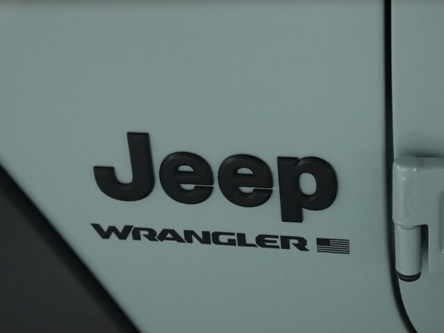 2023 Jeep Wrangler in Bedford, OH 44146 - 18113656 32