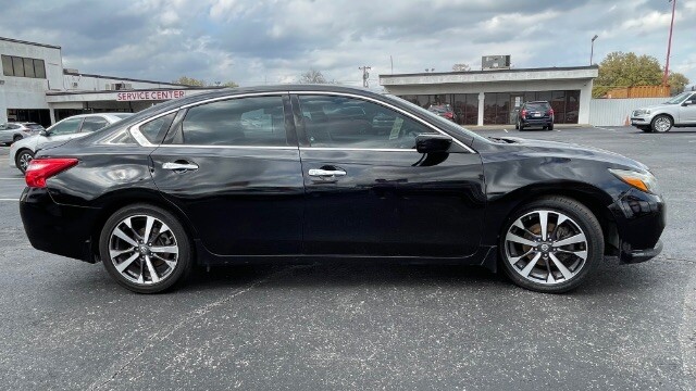 2016 Nissan Altima in Dallas, TX 75228 - 18113661 4