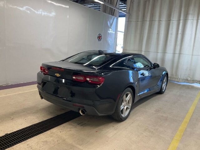 2020 Chevrolet Camaro in Knoxville, TN 37912 - 18113666 2
