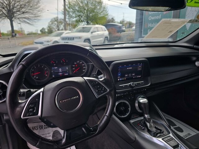2020 Chevrolet Camaro in Knoxville, TN 37912 - 18113666 2