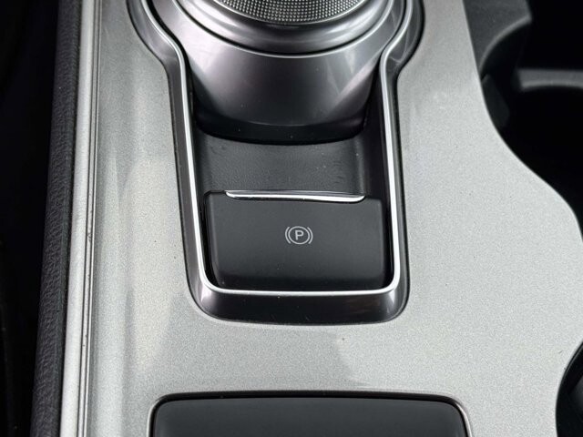 2024 Ford Edge in Winchester, VA 22602 - 18113673 23