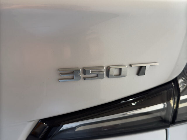 2023 Cadillac XT4 in Burlington, WI 53105 - 18113676 12