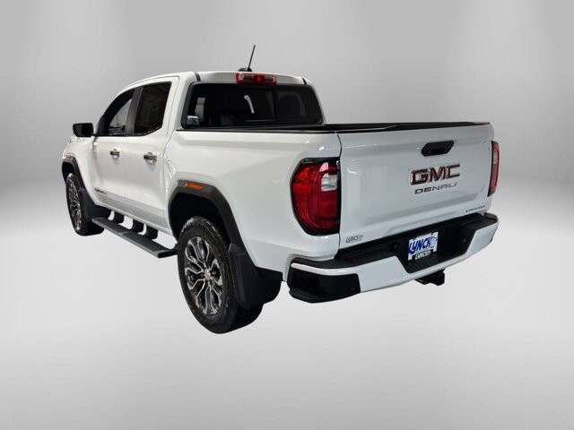 2024 GMC Canyon in Burlington, WI 53105 - 18113677 4