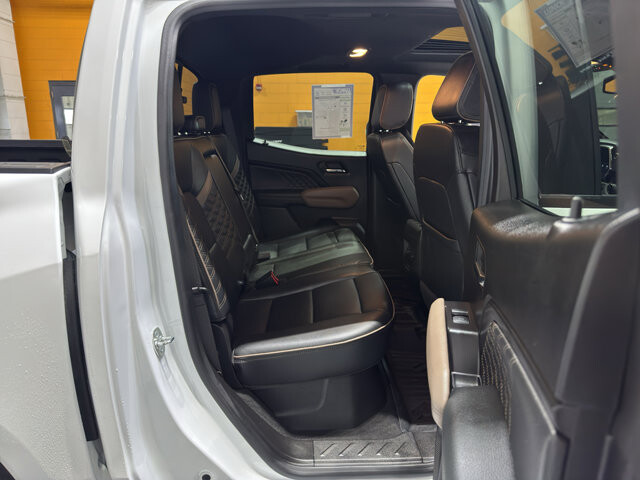 2024 GMC Canyon in Burlington, WI 53105 - 18113677 21