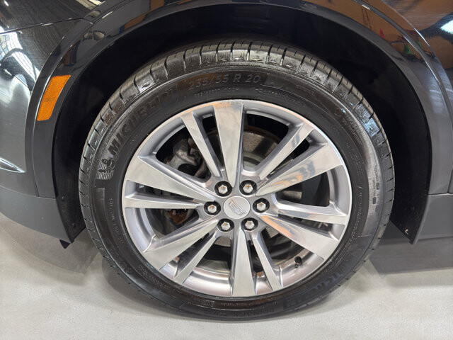 2024 Cadillac XT5 in Burlington, WI 53105 - 18113680 9