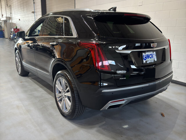 2024 Cadillac XT5 in Burlington, WI 53105 - 18113680 3