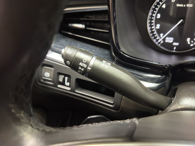 2024 Cadillac XT5 in Burlington, WI 53105 - 18113680 25