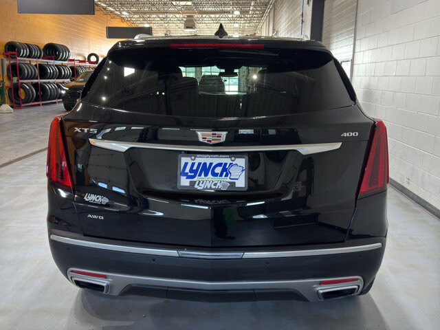 2024 Cadillac XT5 in Burlington, WI 53105 - 18113680 4