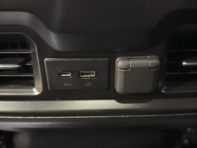 2019 Chevrolet Silverado 1500 in Burlington, WI 53105 - 18113683 14