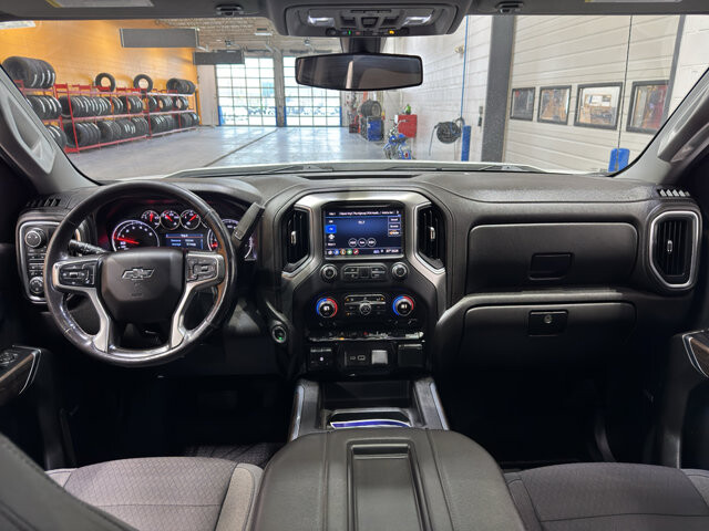 2019 Chevrolet Silverado 1500 in Burlington, WI 53105 - 18113683 15