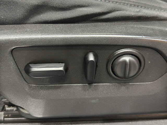 2019 Chevrolet Silverado 1500 in Burlington, WI 53105 - 18113683 18