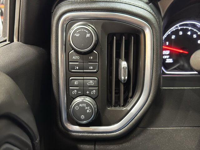 2019 Chevrolet Silverado 1500 in Burlington, WI 53105 - 18113683 33