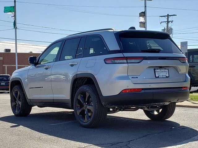 2026 Jeep Grand Cherokee in Bedford, OH 44146 - 18113689 3