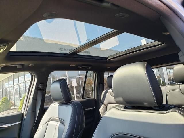 2026 Jeep Grand Cherokee in Bedford, OH 44146 - 18113689 7