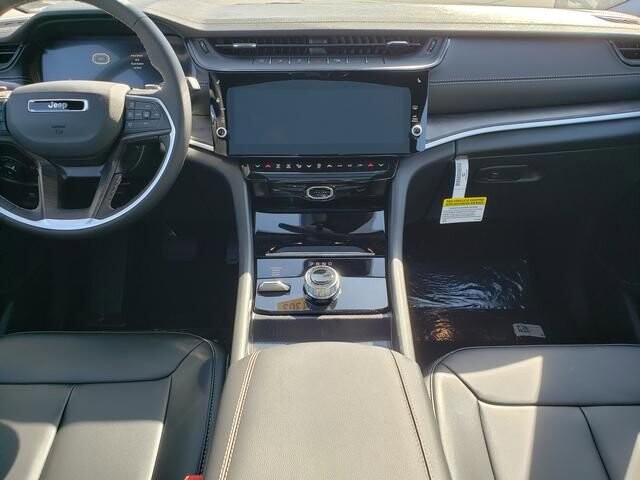 2026 Jeep Grand Cherokee in Bedford, OH 44146 - 18113690 9