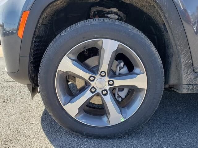 2026 Jeep Grand Cherokee in Bedford, OH 44146 - 18113691 12