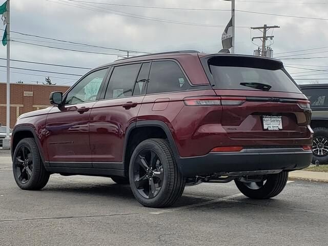 2026 Jeep Grand Cherokee in Bedford, OH 44146 - 18113692 3