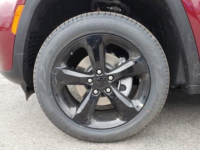 2026 Jeep Grand Cherokee in Bedford, OH 44146 - 18113692 12