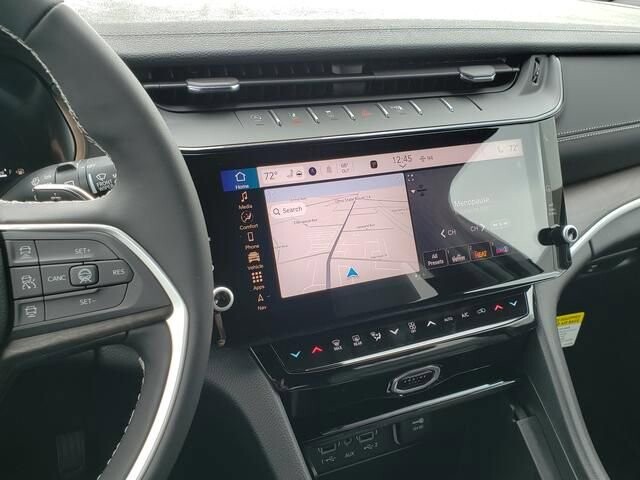 2026 Jeep Grand Cherokee in Bedford, OH 44146 - 18113692 11