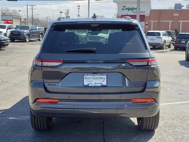 2026 Jeep Grand Cherokee in Bedford, OH 44146 - 18113694 4