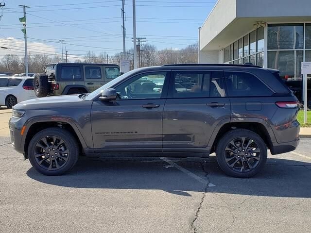 2026 Jeep Grand Cherokee in Bedford, OH 44146 - 18113694 2