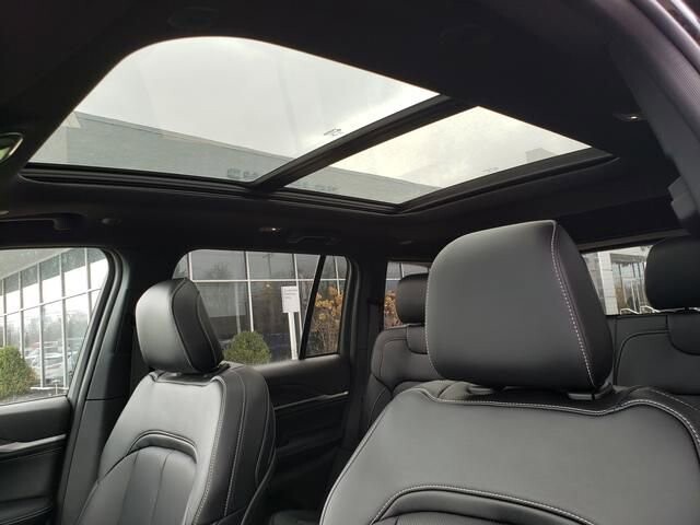 2026 Jeep Grand Cherokee in Bedford, OH 44146 - 18113695 7