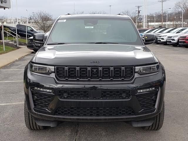 2026 Jeep Grand Cherokee in Bedford, OH 44146 - 18113695 5