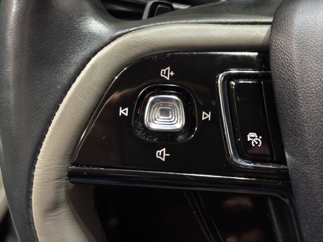 2023 Lincoln Corsair in Burlington, WI 53105 - 18113701 23