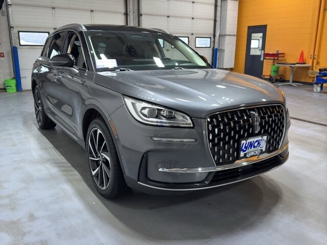 2023 Lincoln Corsair in Burlington, WI 53105 - 18113701 7