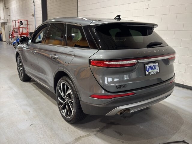 2023 Lincoln Corsair in Burlington, WI 53105 - 18113701 3