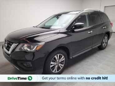 2020 Nissan Pathfinder in Riverside, CA 92504