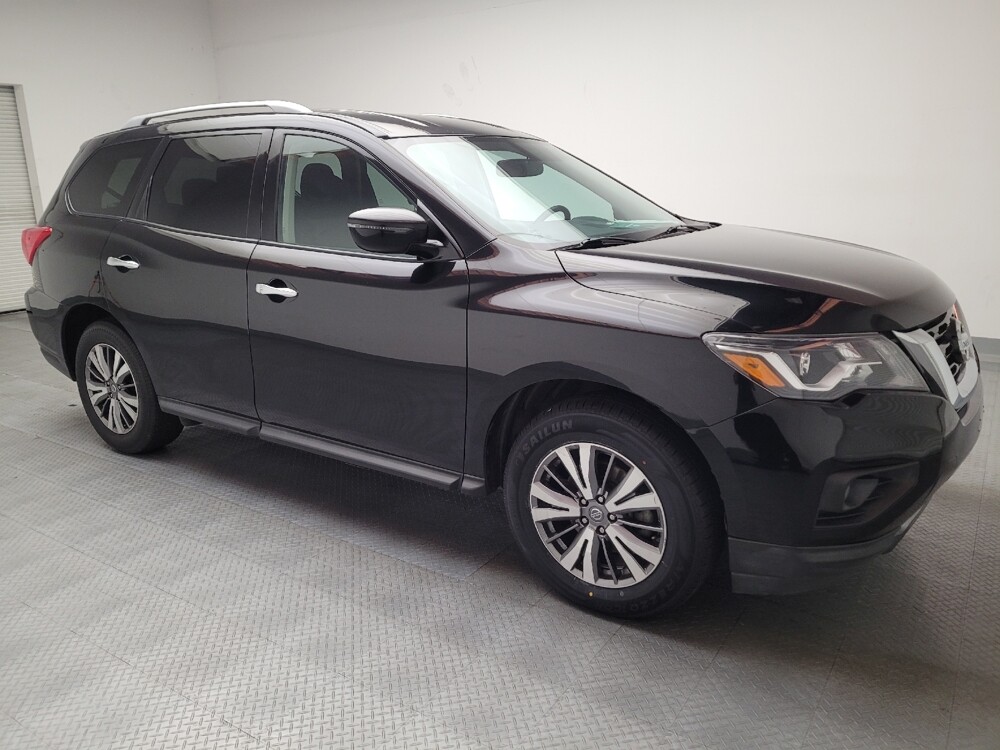 2020 Nissan Pathfinder in Riverside, CA 92504 - 18113707 11