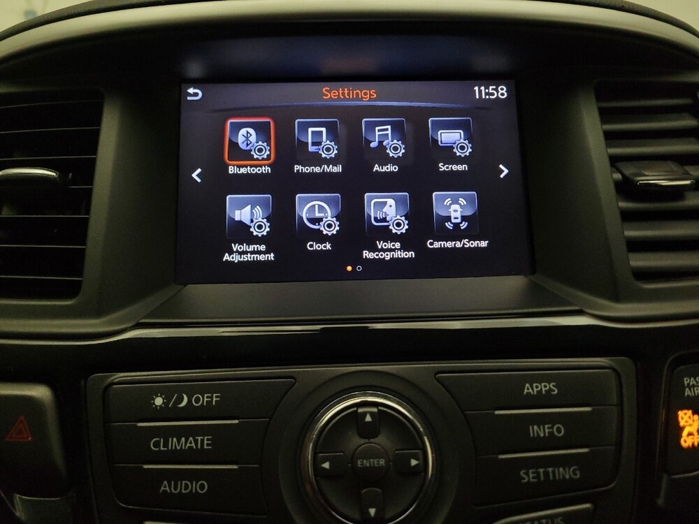 2020 Nissan Pathfinder in Riverside, CA 92504 - 18113707 25