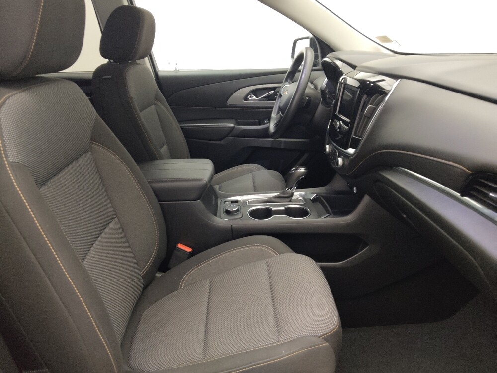 2020 Chevrolet Traverse in Hialeah, FL 33014 - 18113709 21