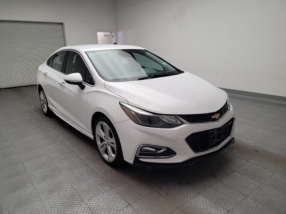 2017 Chevrolet Cruze in Sacramento, CA 95821 - 18113720 13