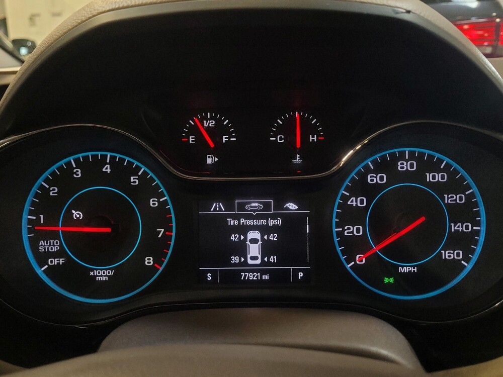 2017 Chevrolet Cruze in Sacramento, CA 95821 - 18113720 23