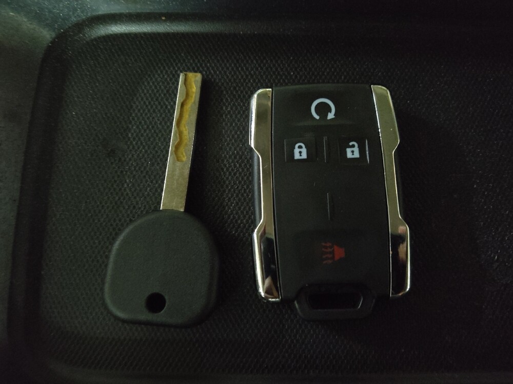 2018 Chevrolet Silverado 1500 in Morrow, GA 30260 - 18113729 32