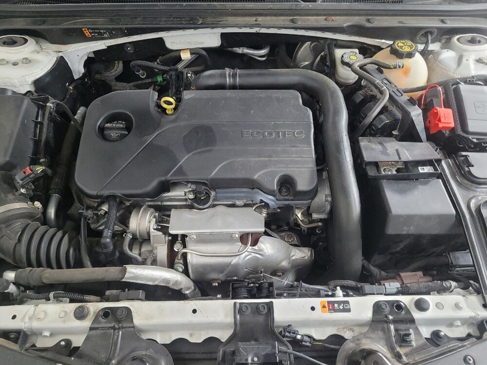 2022 Chevrolet Malibu in Marietta, GA 30062 - 18113743 30