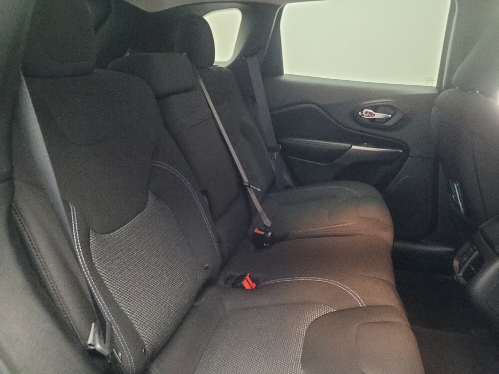 2019 Jeep Cherokee in Chattanooga, TN 37421 - 18113746 19