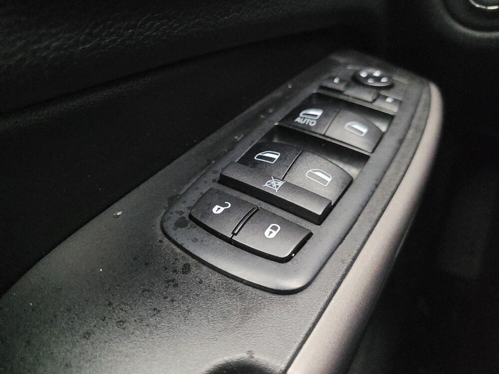 2019 Jeep Cherokee in Chattanooga, TN 37421 - 18113746 27