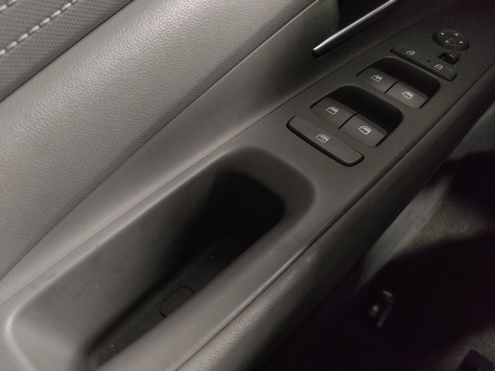 2022 Hyundai Elantra in Morrow, GA 30260 - 18113749 27