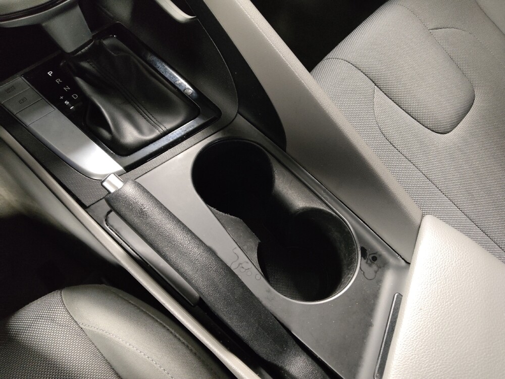 2022 Hyundai Elantra in Morrow, GA 30260 - 18113749 26