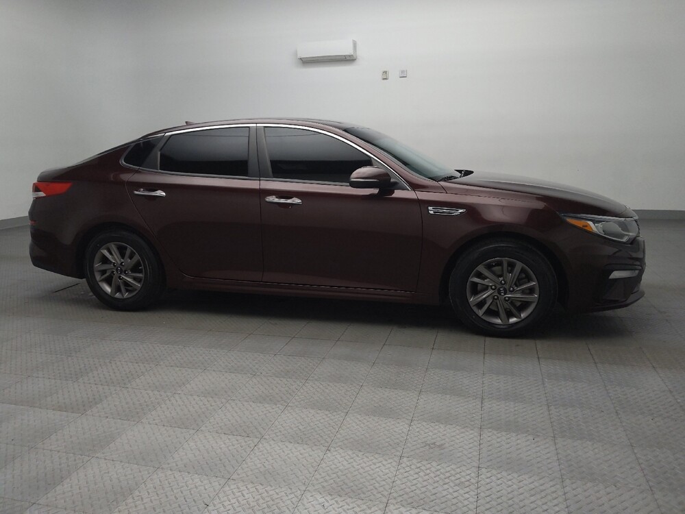 2020 Kia Optima in Fort Worth, TX 76116 - 18113751 11