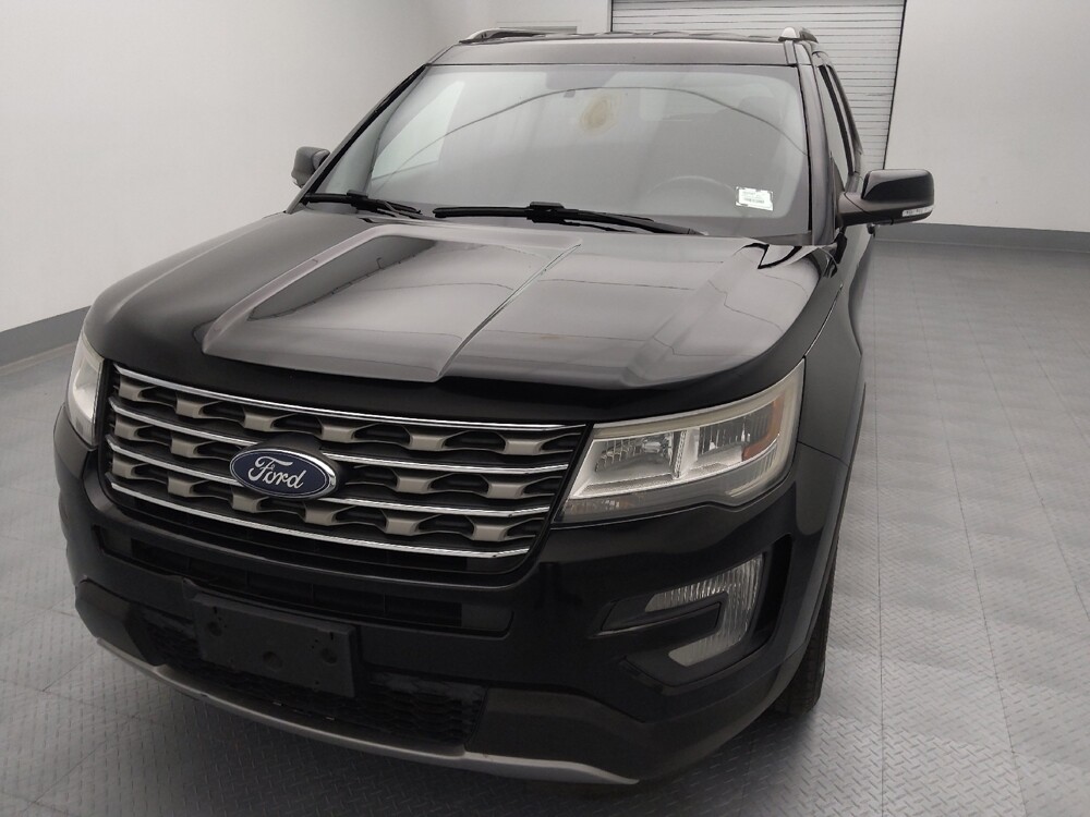 2017 Ford Explorer in St. Louis, MO 63125 - 18113766 15
