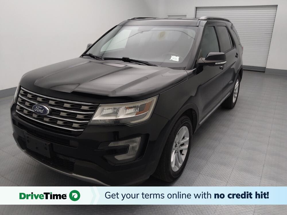 2017 Ford Explorer in St. Louis, MO 63125 - 18113766